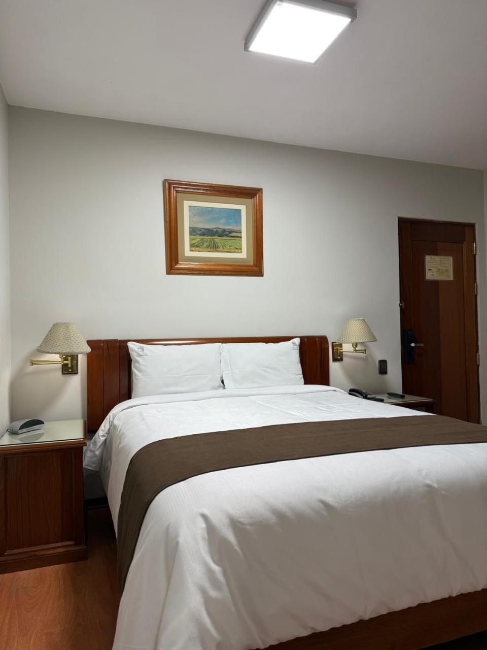 Gran Hotel Continental Cajamarca Eksteriør billede